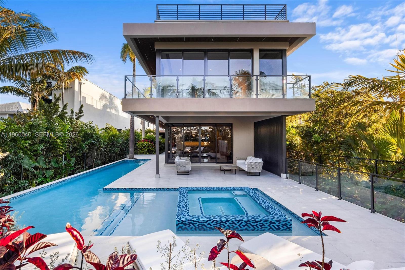 AQUA MARINE - Residential