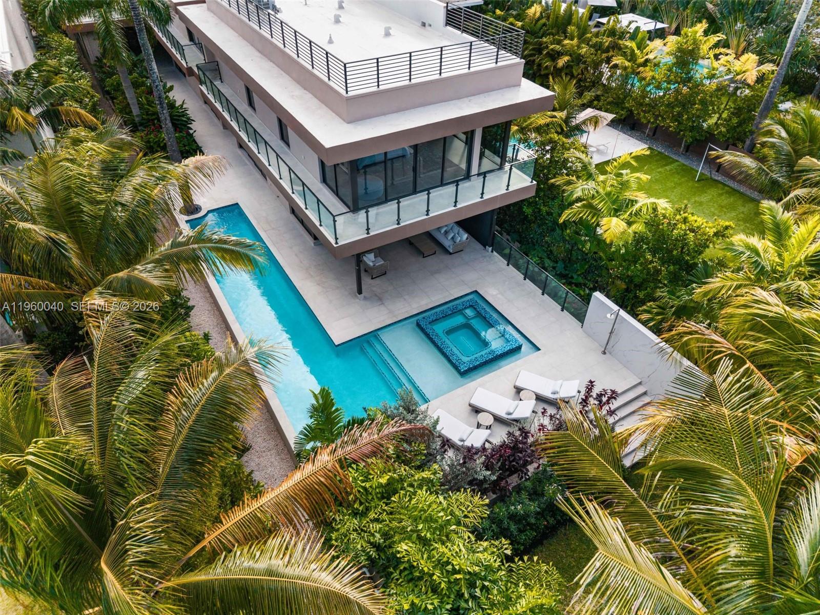 AQUA MARINE - Residential