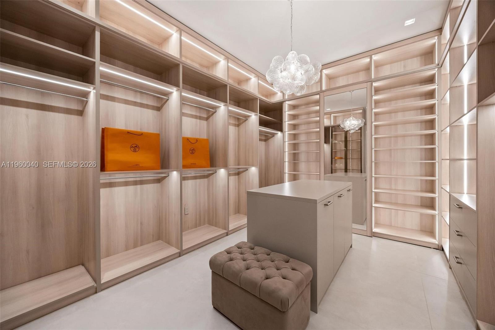 AQUA MARINE - Residential