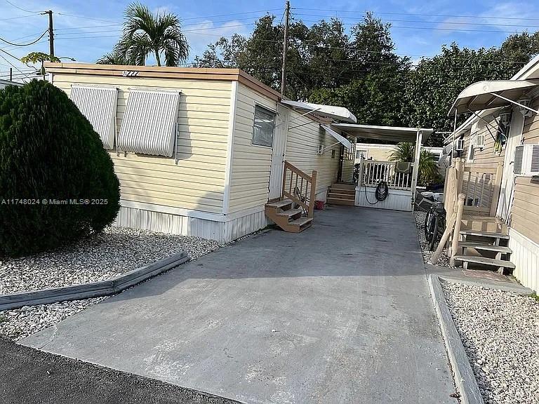 We are excited to present this charming 3-bedroom, 2-bathroom mobile home in the welcoming community of J Bar J Trailer Ranch, located at 2980 NW 79th St, Miami, FL. This community offers a peaceful atmosphere with the convenience of being close to major highways, shopping centers, restaurants, and everything Miami has to offer.
The mobile home features a spacious layout, perfect for families or those looking for an investment opportunity. J Bar J Trailer Ranch is the ideal place to call home, combining affordability, convenience, and comfort in one location.
Don't miss out on this incredible opportunity! Contact us today to schedule a visit and make this home yours!