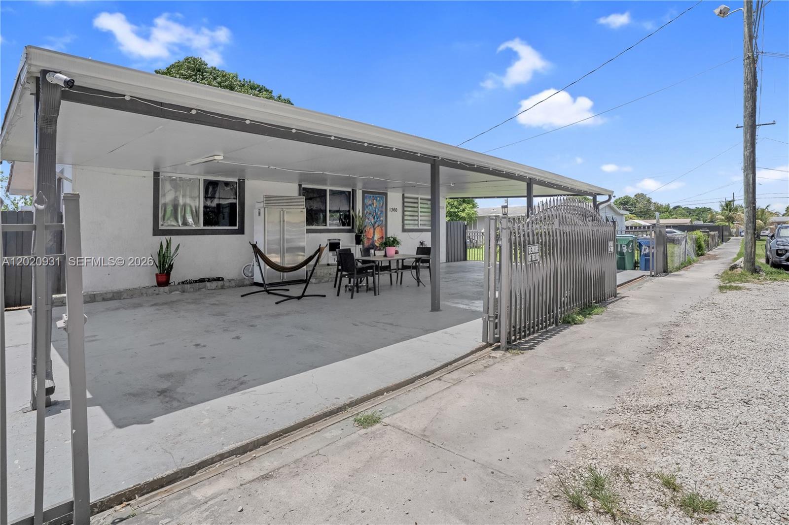 CORAL COURT - Residential