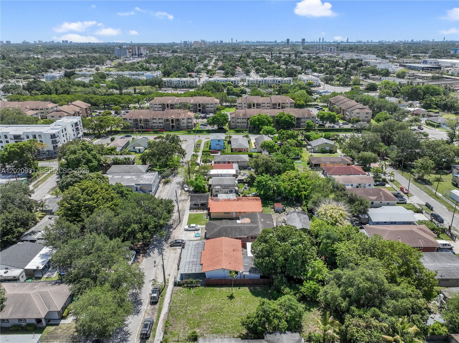 CORAL COURT - Residential