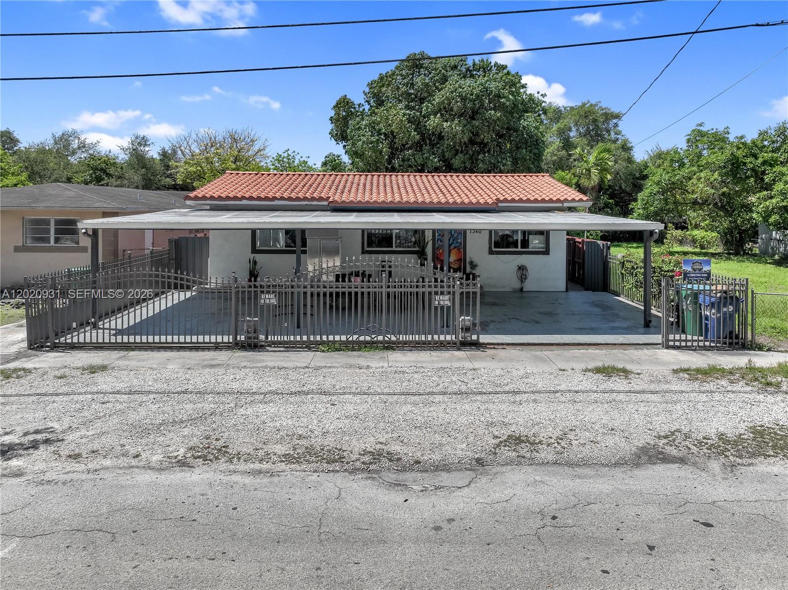 CORAL COURT - Residential