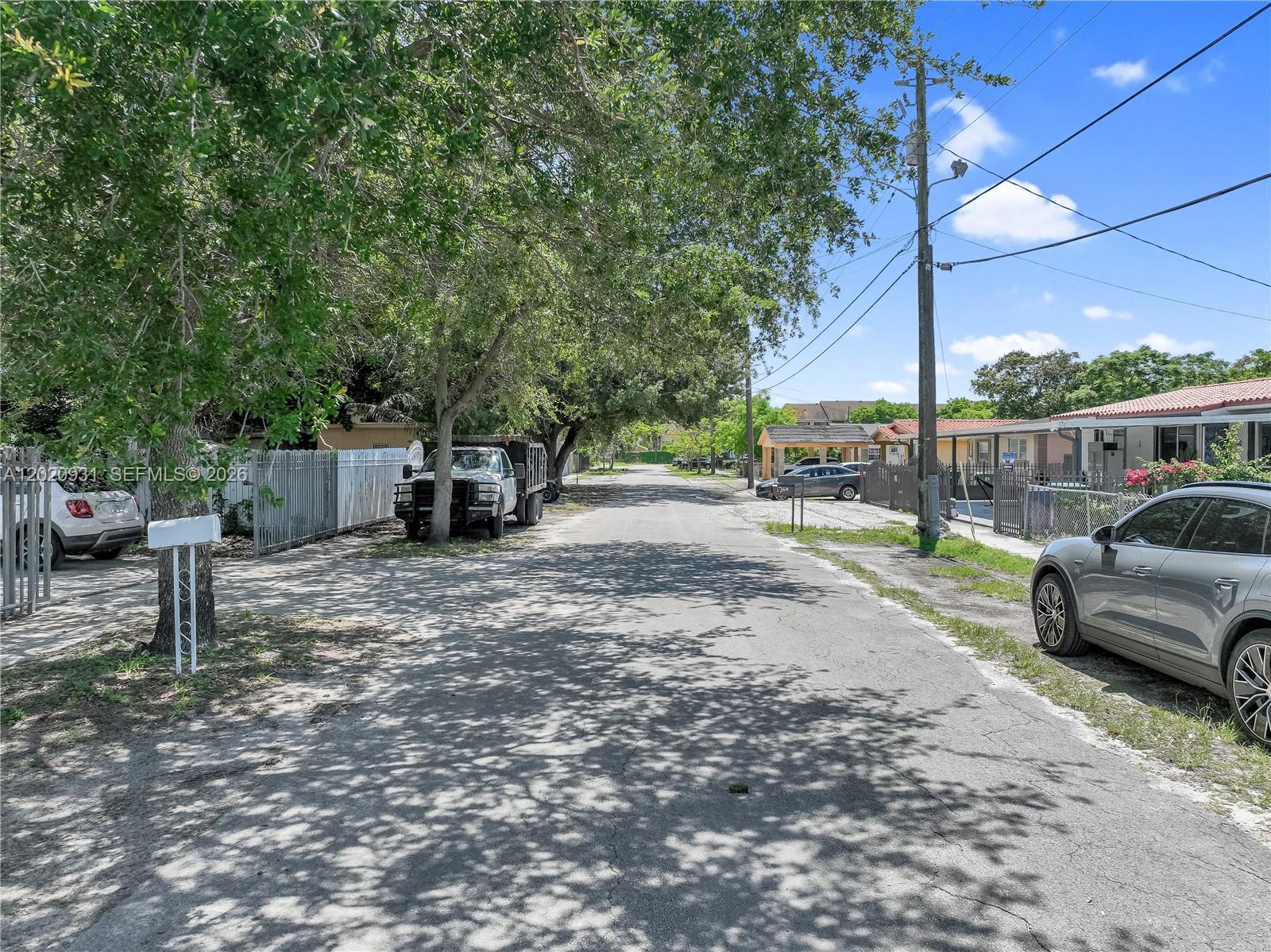 CORAL COURT - Residential