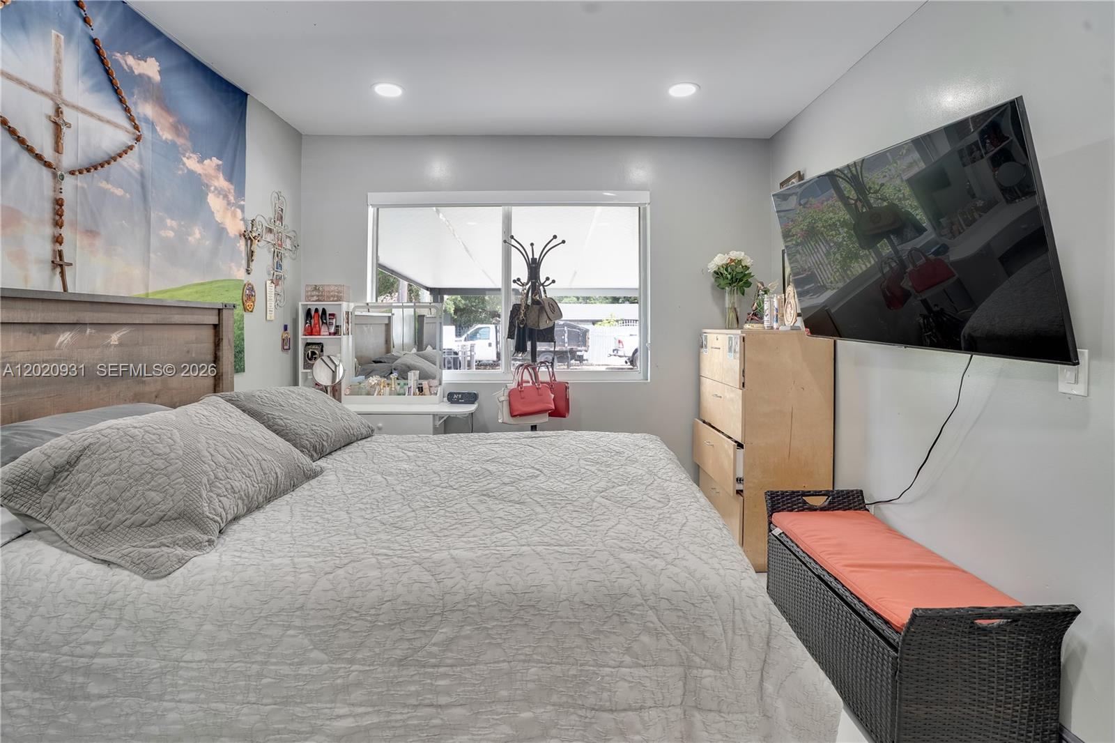 CORAL COURT - Residential