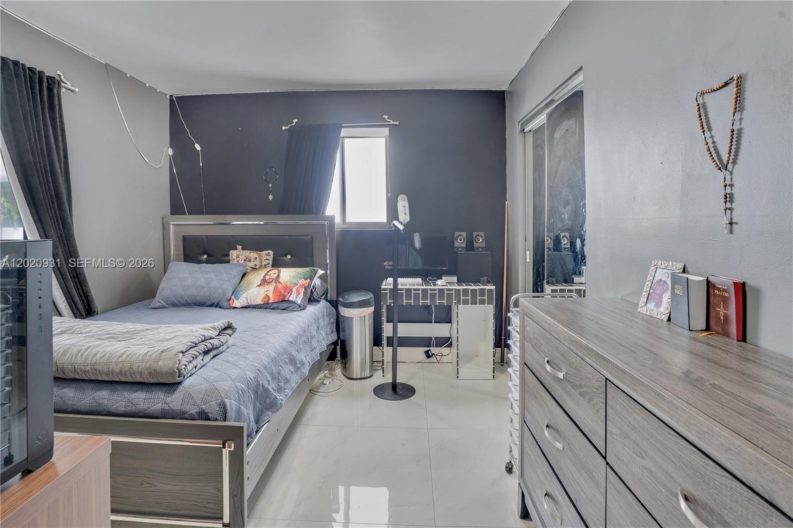 CORAL COURT - Residential