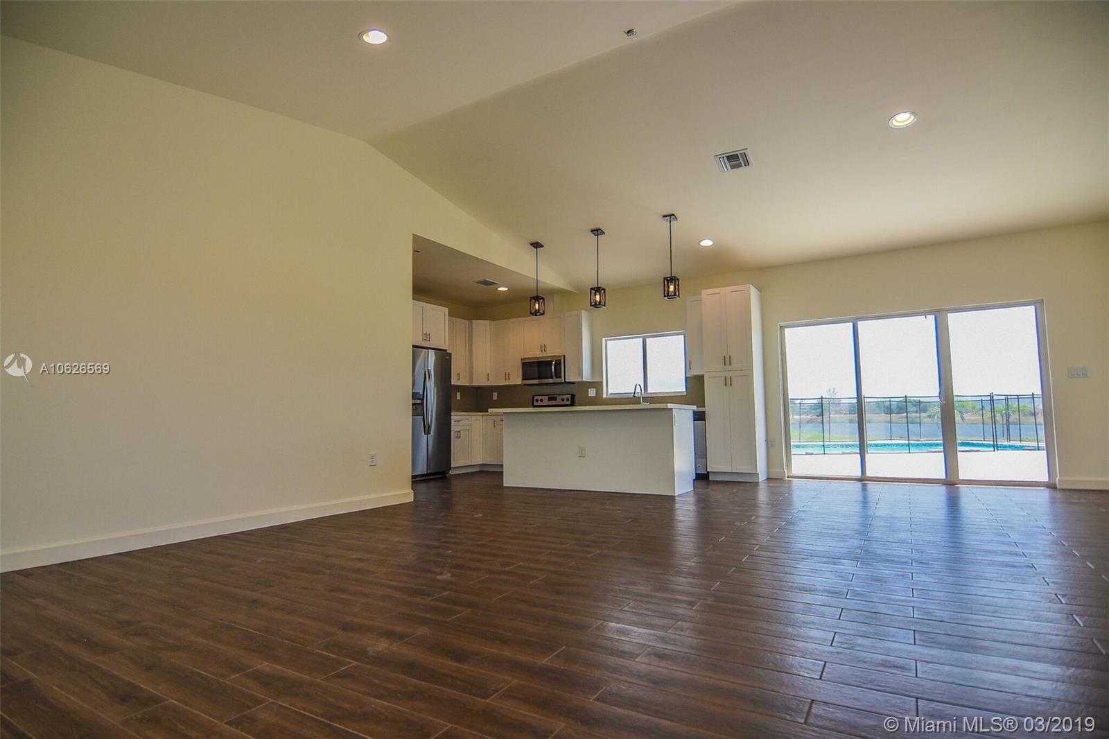 ZAMORA ESTATES - Residential