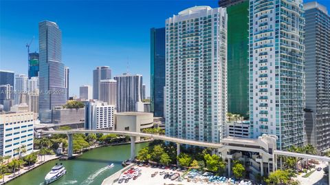 31 SE 5th St 3010 Miami FL 33131