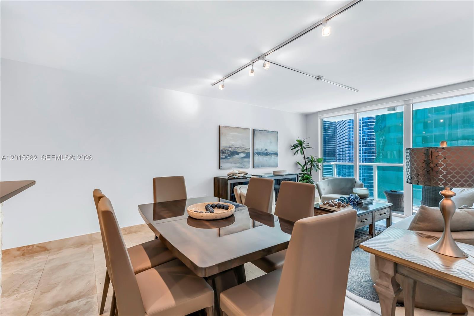 31 SE 5th St 3010