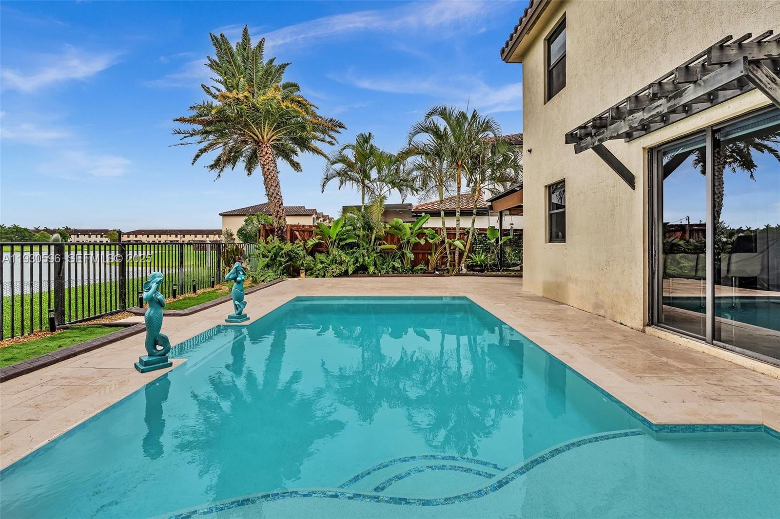 COCO PALM ESTATES - Residential