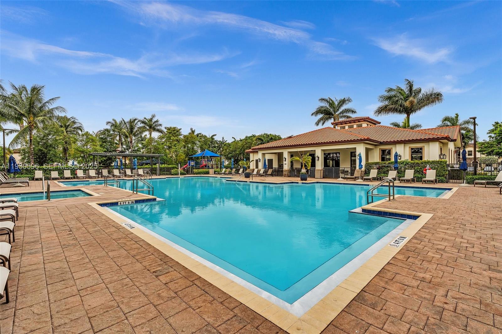 COCO PALM ESTATES - Residential
