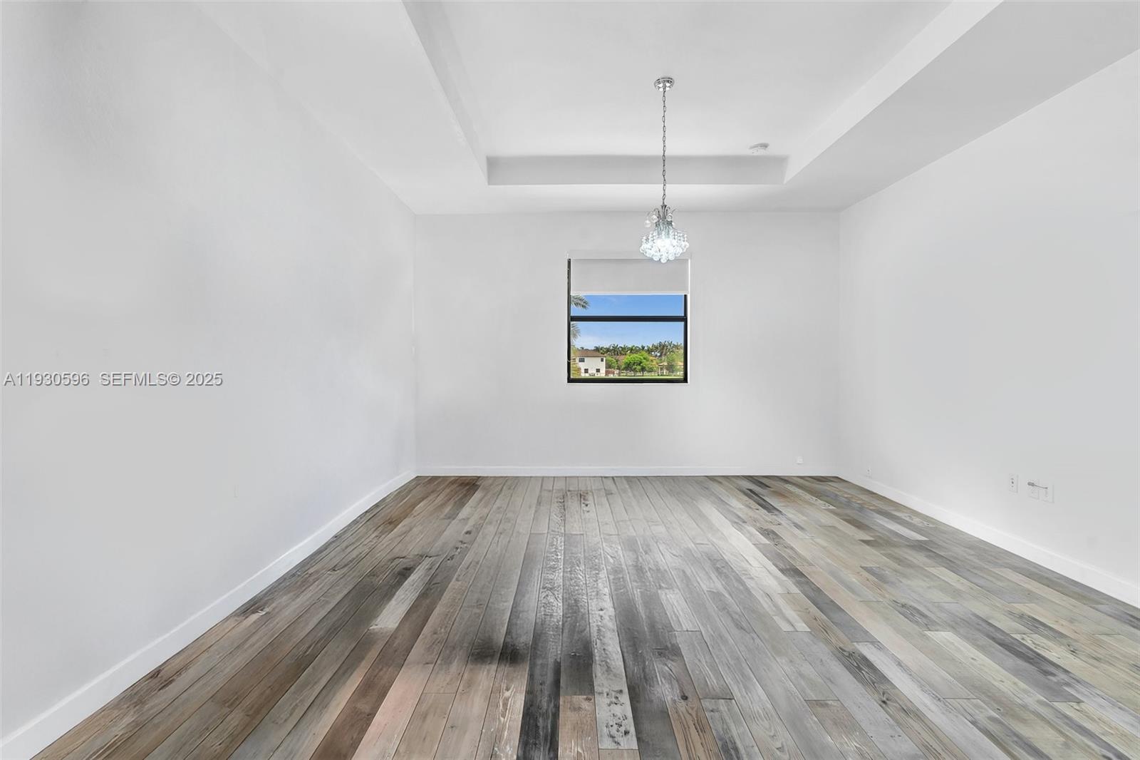 COCO PALM ESTATES - Residential