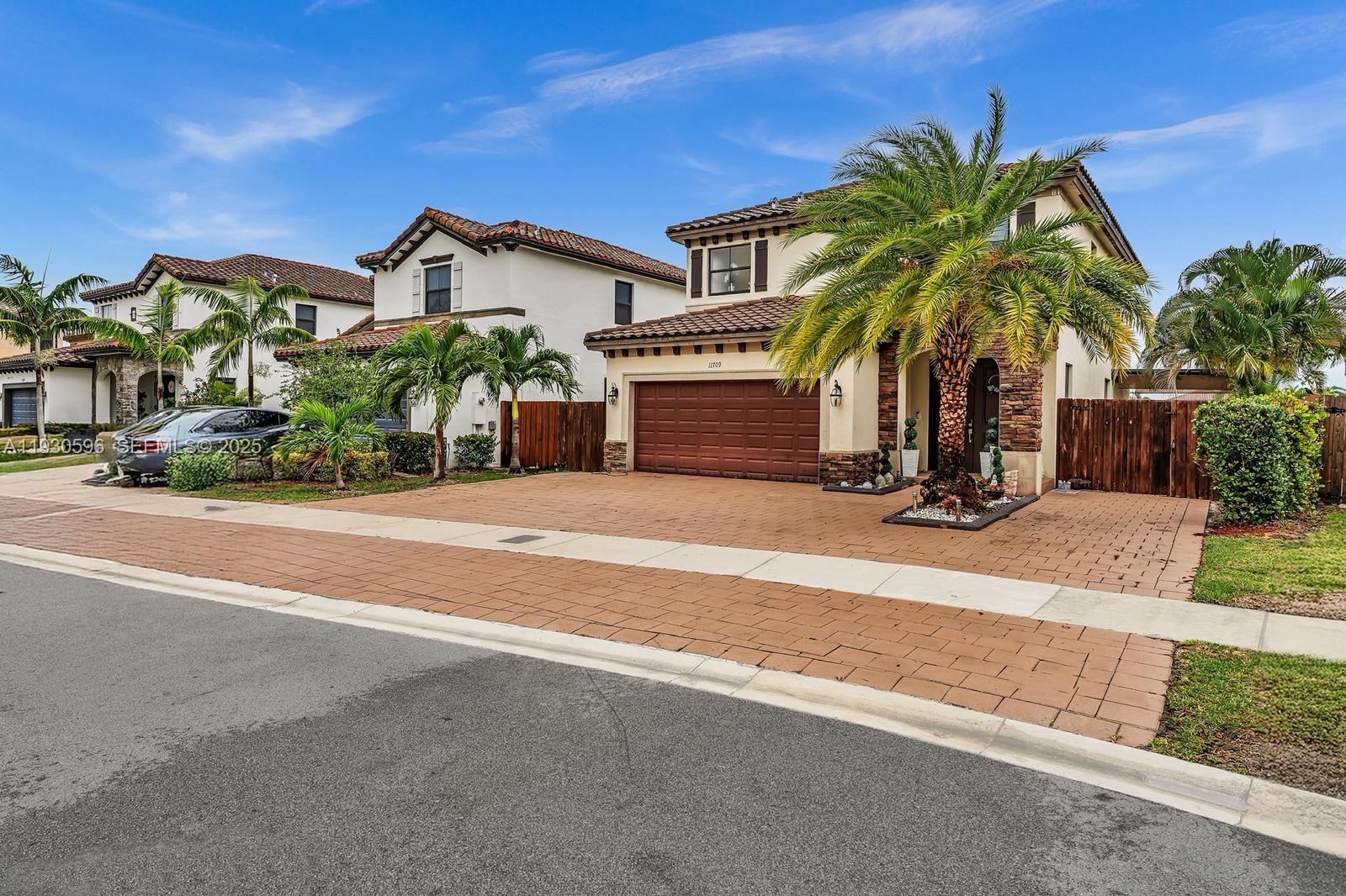 COCO PALM ESTATES - Residential