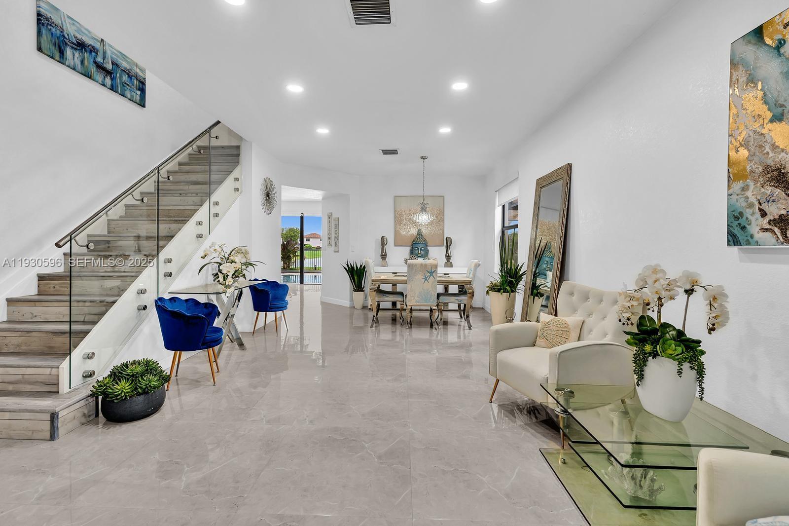 COCO PALM ESTATES - Residential