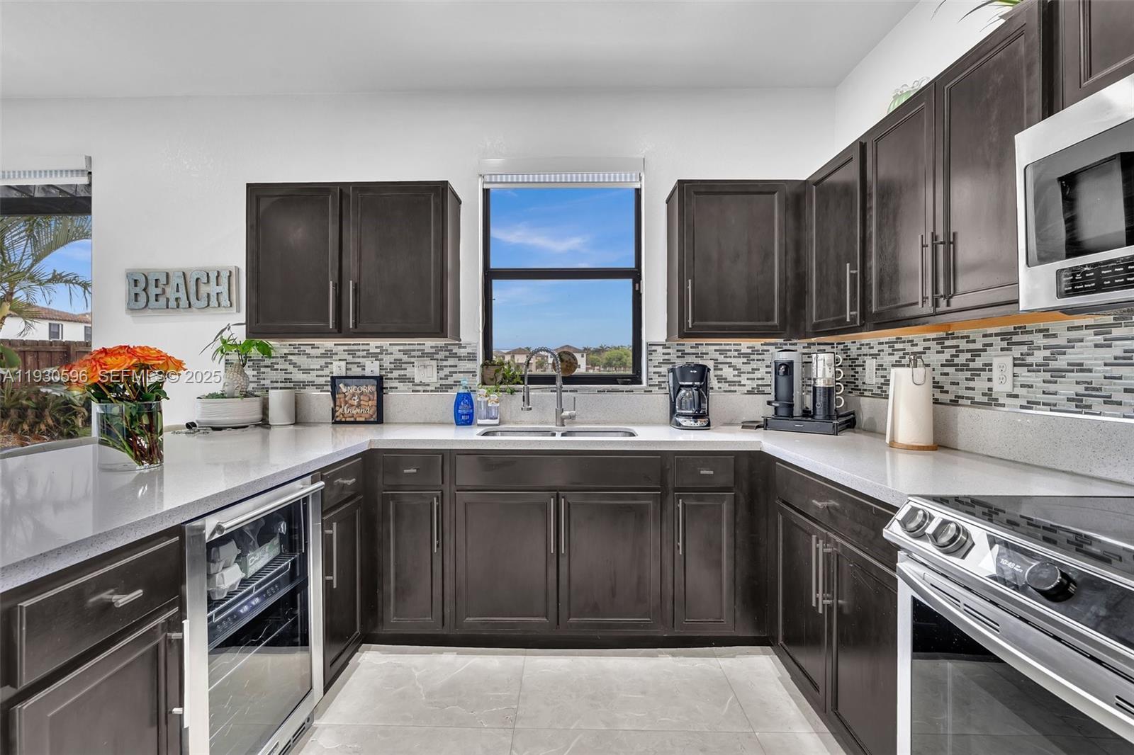 COCO PALM ESTATES - Residential