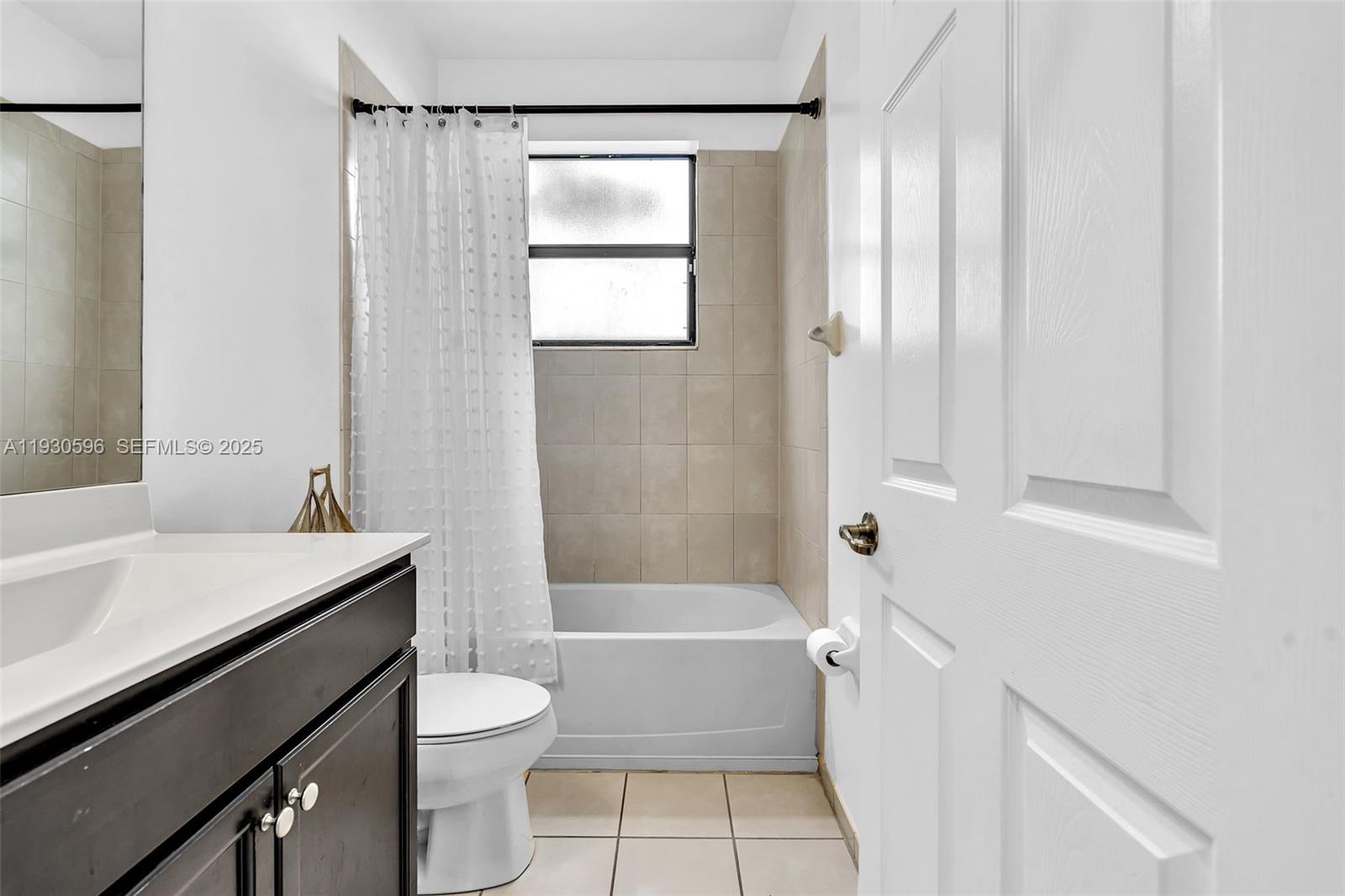 COCO PALM ESTATES - Residential