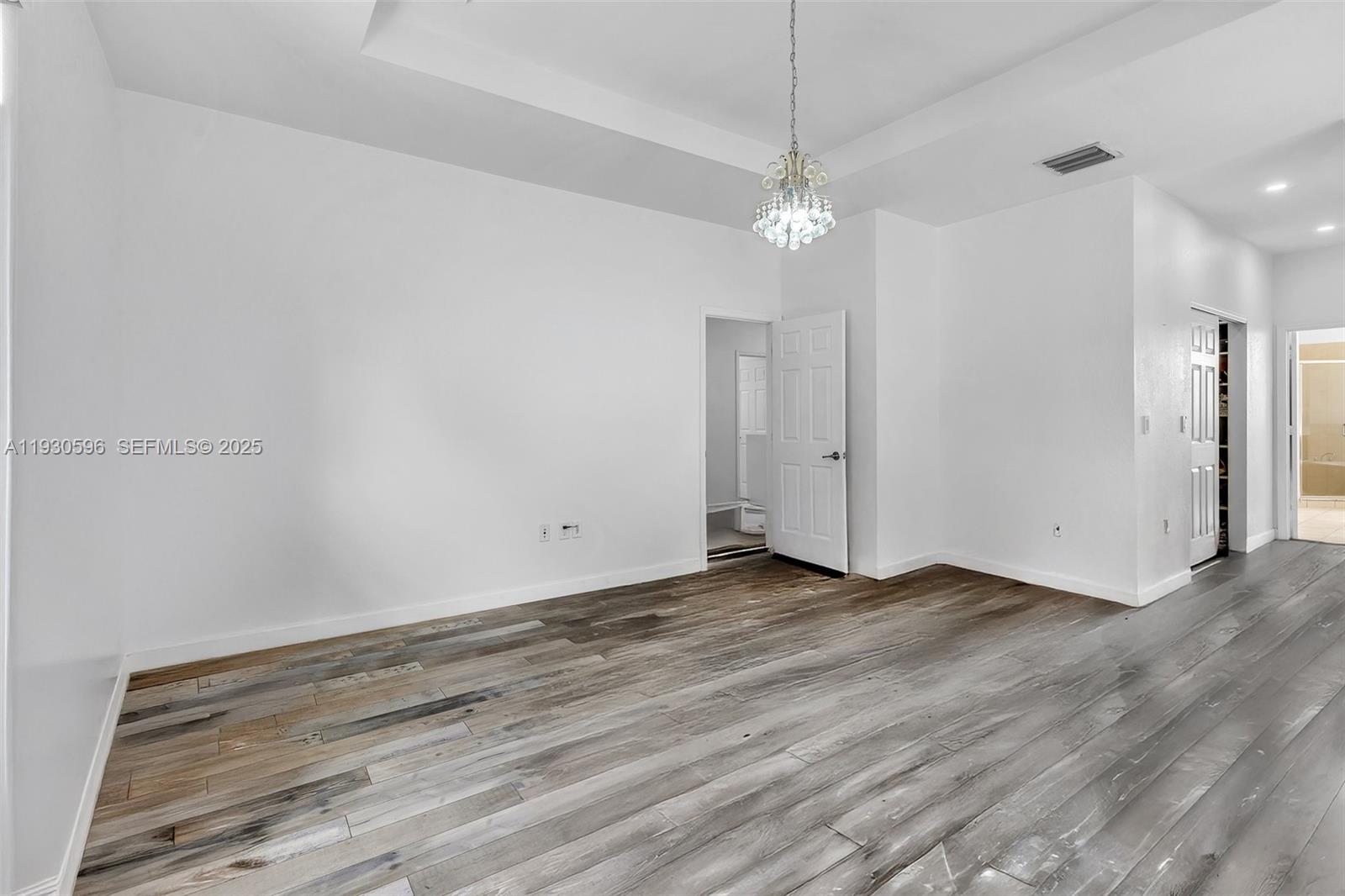 COCO PALM ESTATES - Residential