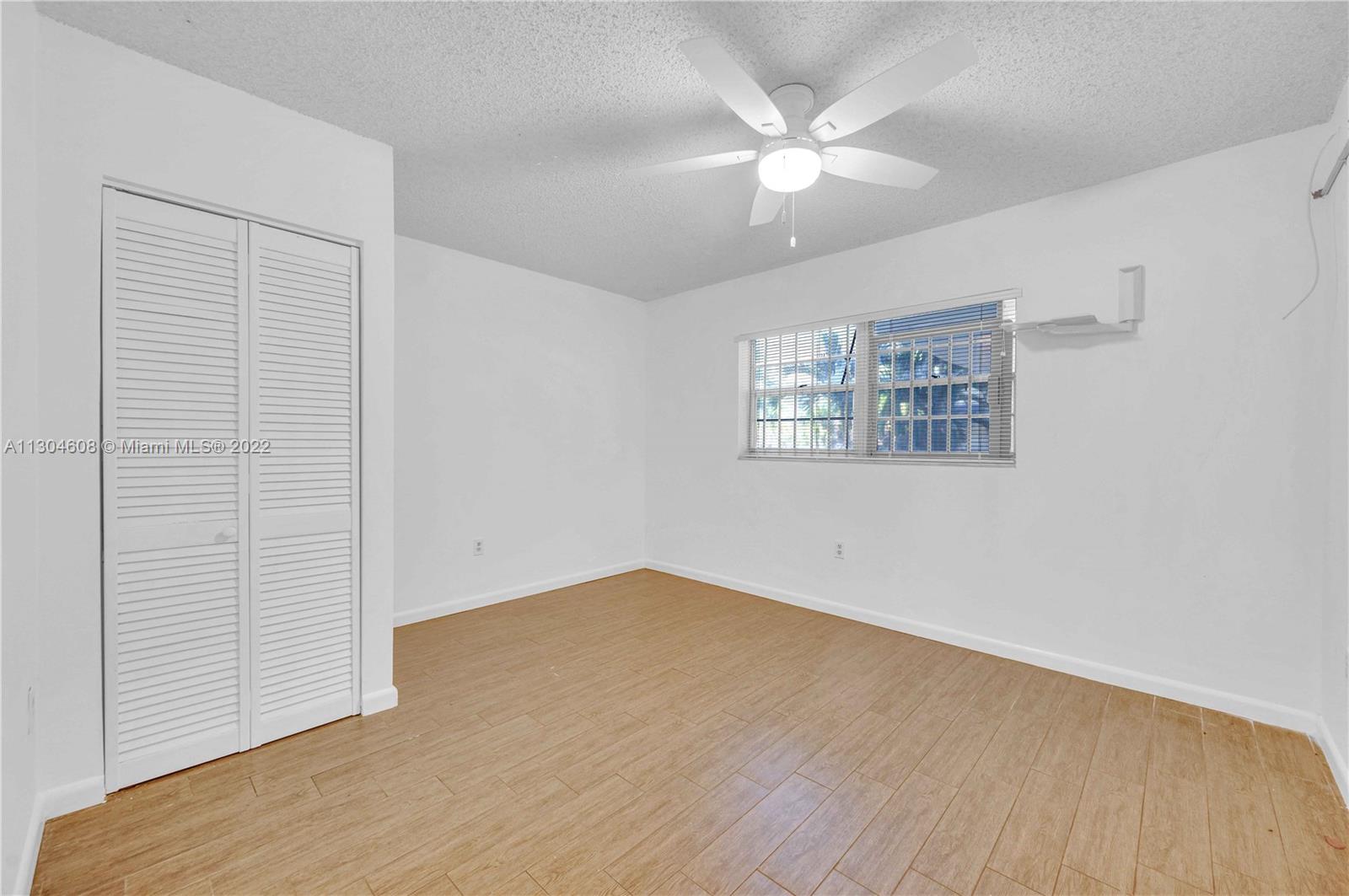 NEW LAND GARDENS CONDO - Residential Lease
