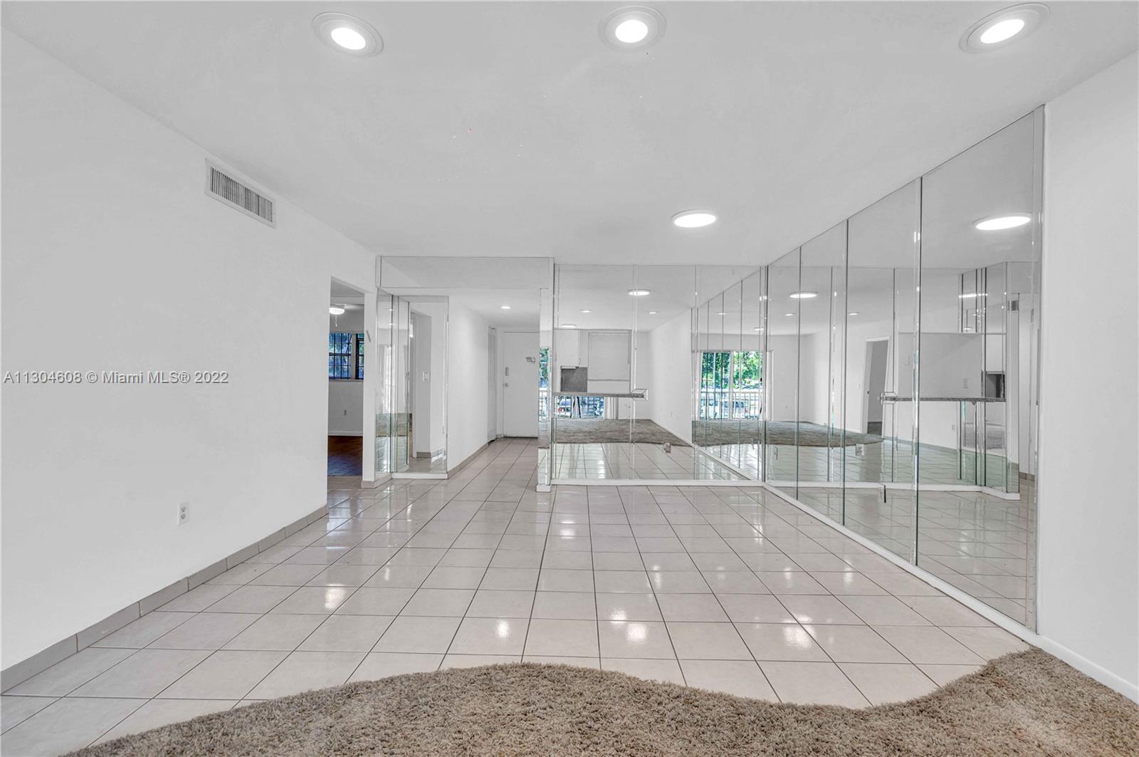 NEW LAND GARDENS CONDO - Residential Lease
