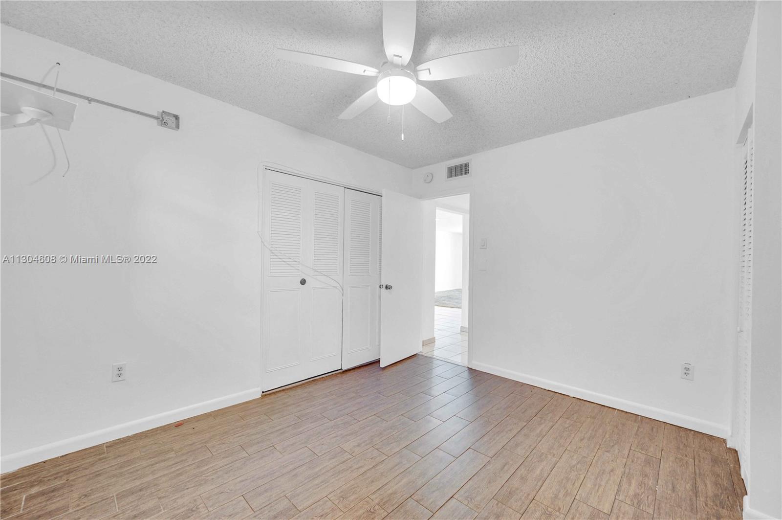 NEW LAND GARDENS CONDO - Residential Lease