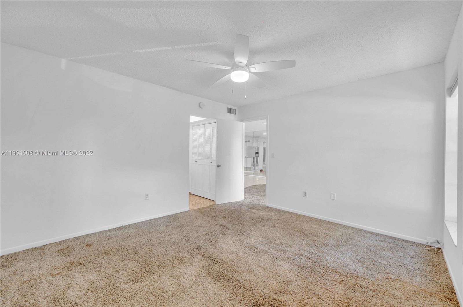 NEW LAND GARDENS CONDO - Residential Lease