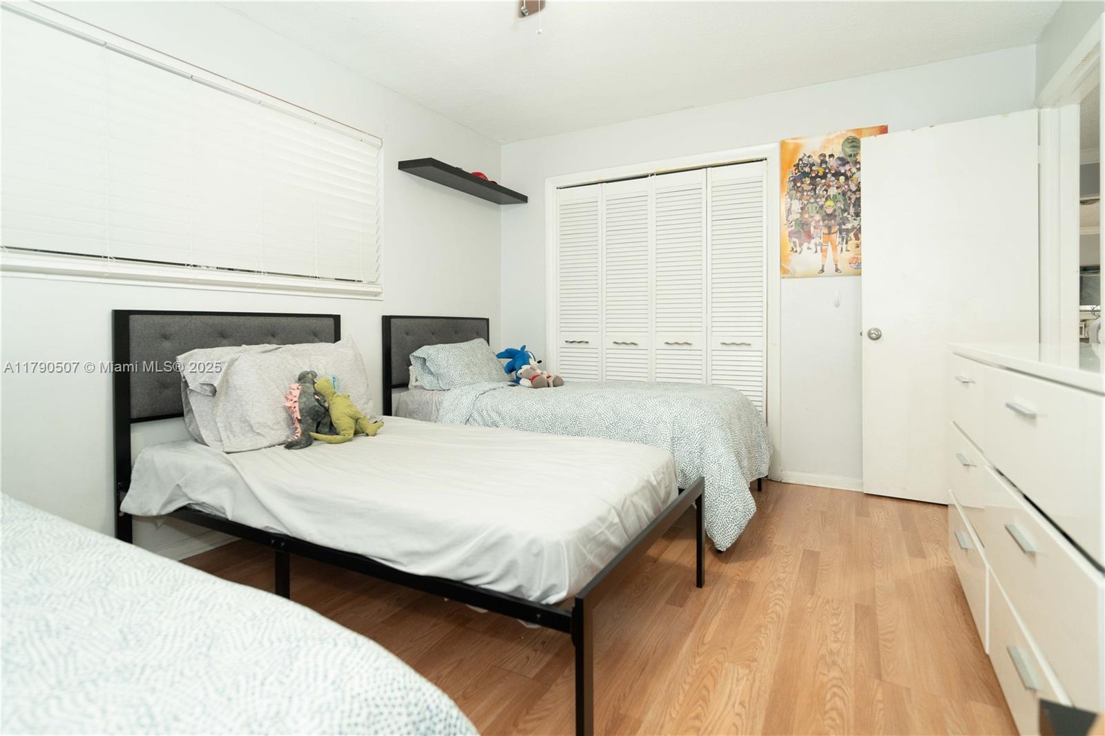 SUNSHINE VILLAS - Residential