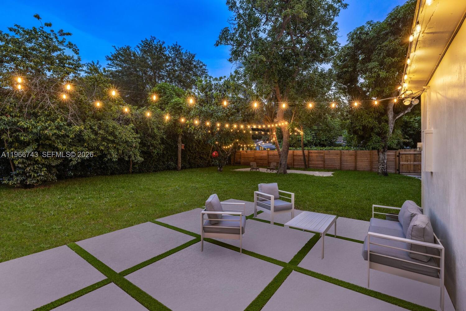 DUNNINGS MIAMI SHORES EXT - Residential