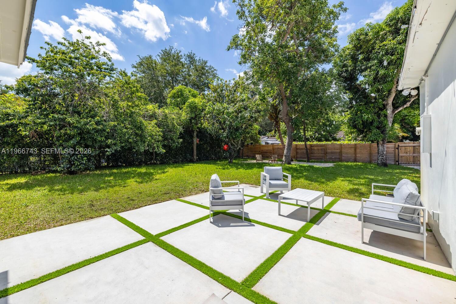 DUNNINGS MIAMI SHORES EXT - Residential