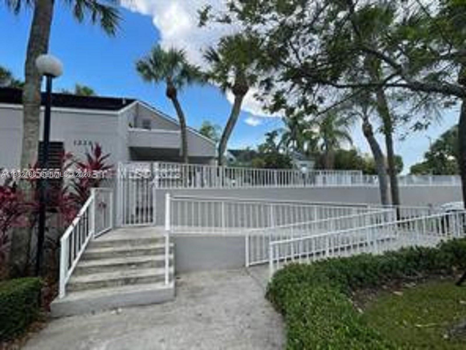 CALUSA CLUB VILG BLDG D - Residential Lease