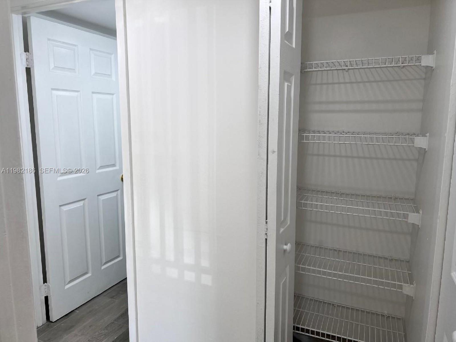 CALUSA CLUB VILG BLDG D - Residential Lease