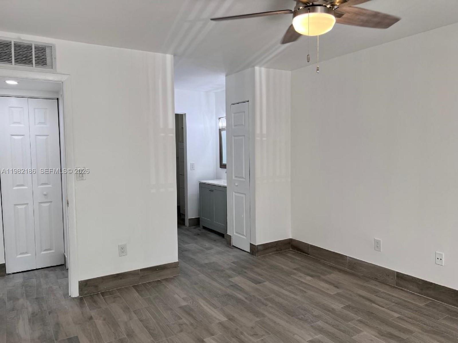 CALUSA CLUB VILG BLDG D - Residential Lease