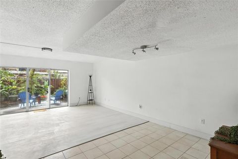 Tiny photo for 4165 SW 66th Ter #109, Davie, FL 33314 (MLS # A12007873)