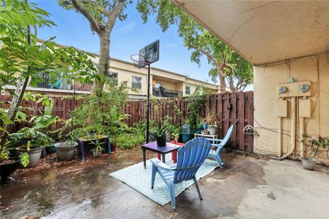 Tiny photo for 4165 SW 66th Ter #109, Davie, FL 33314 (MLS # A12007873)