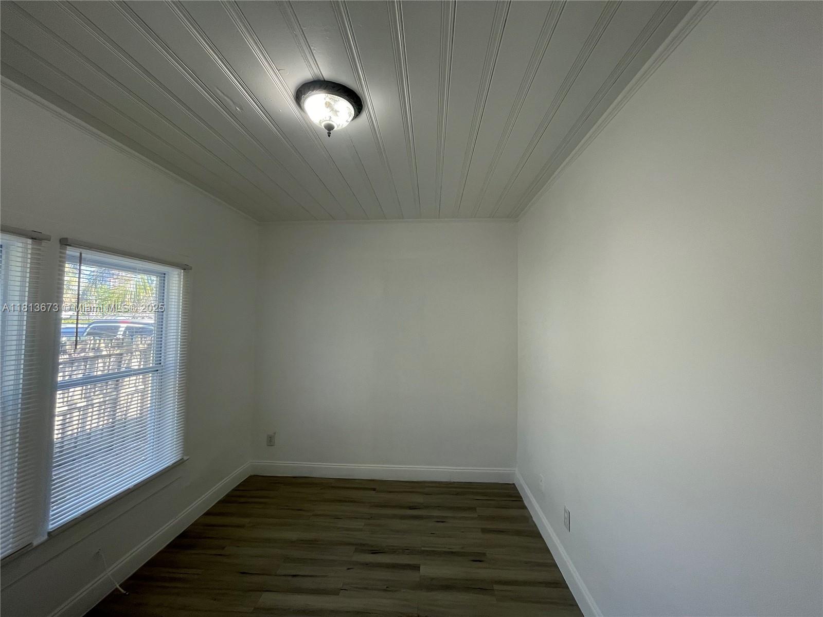 NORTH PALM BCH 4 - Residential