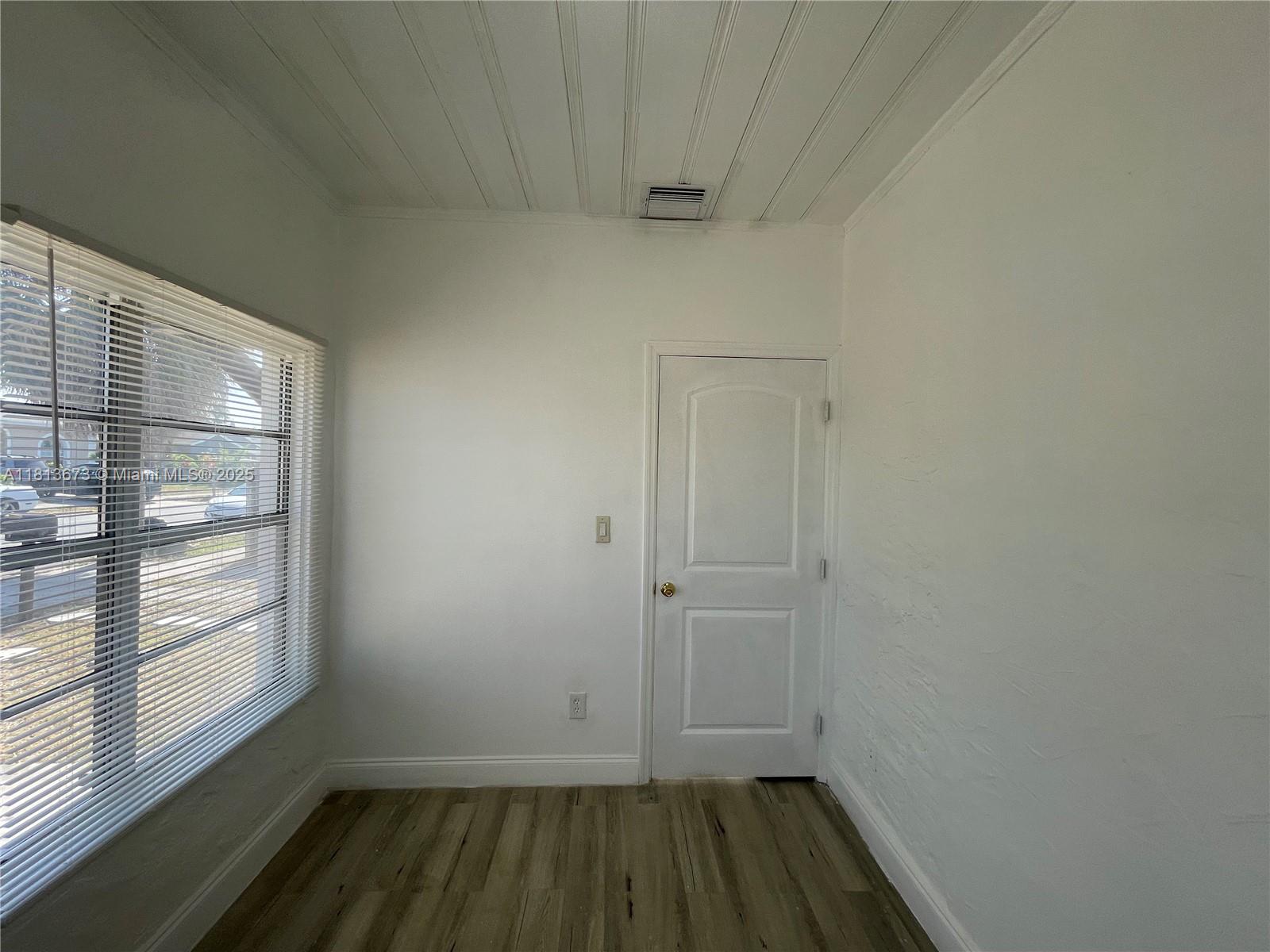 NORTH PALM BCH 4 - Residential
