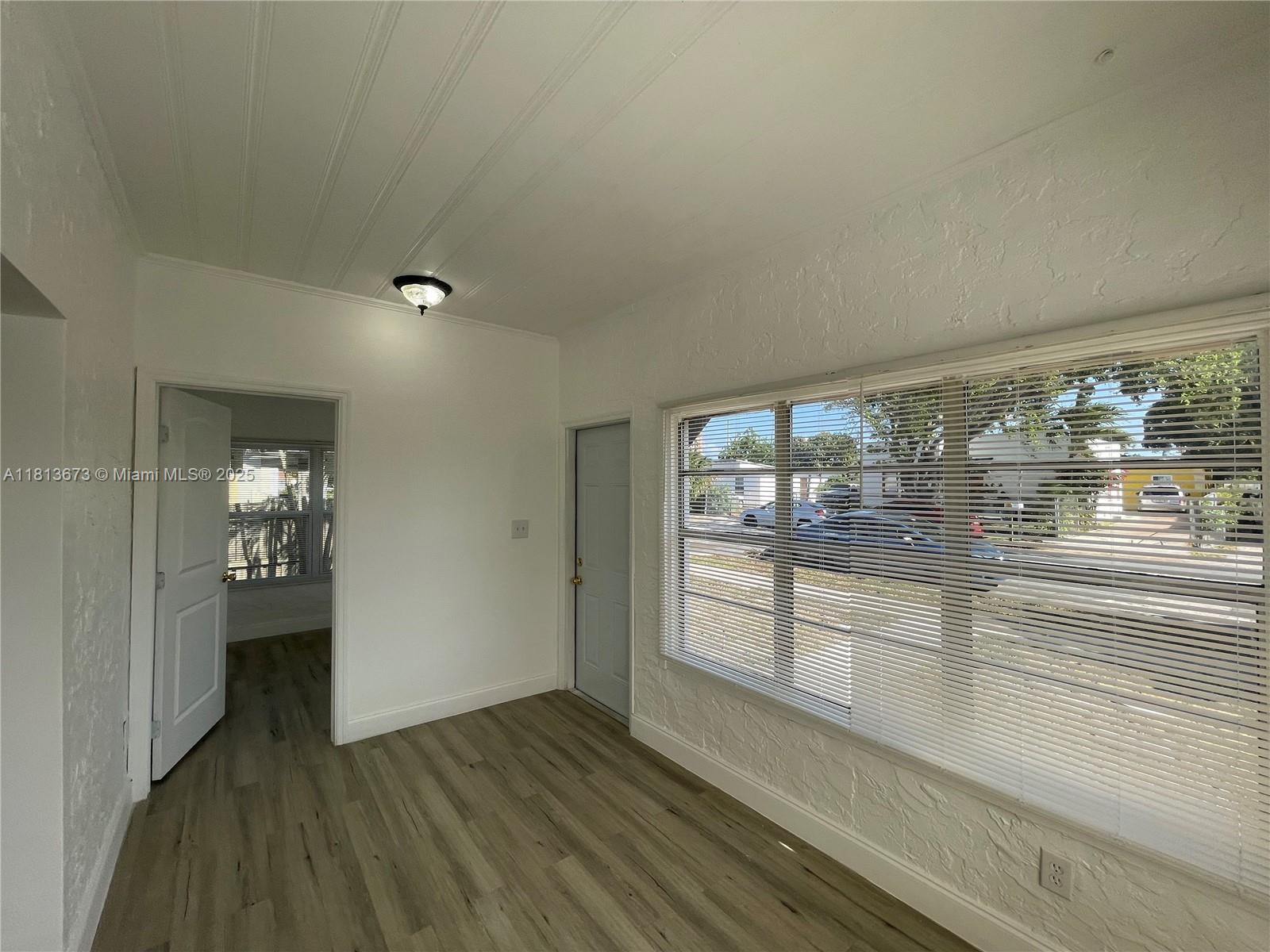 NORTH PALM BCH 4 - Residential