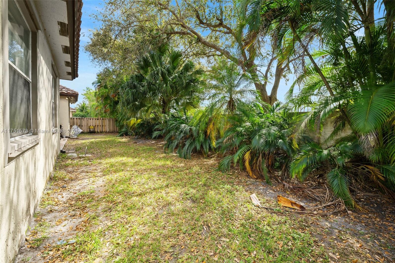 STONERIDGE LAKE ESTATES P - Residential