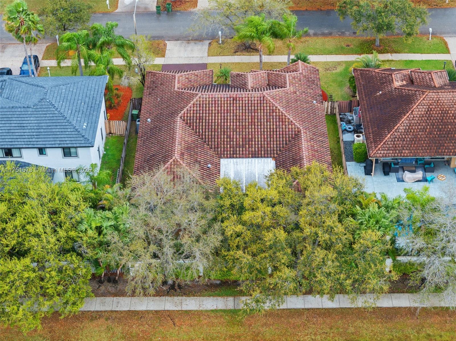 STONERIDGE LAKE ESTATES P - Residential
