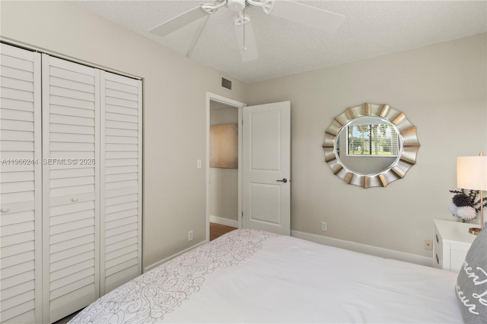 ASPEN CONDO - Residential