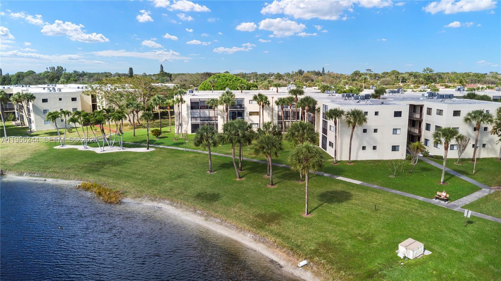 ASPEN CONDO - Residential