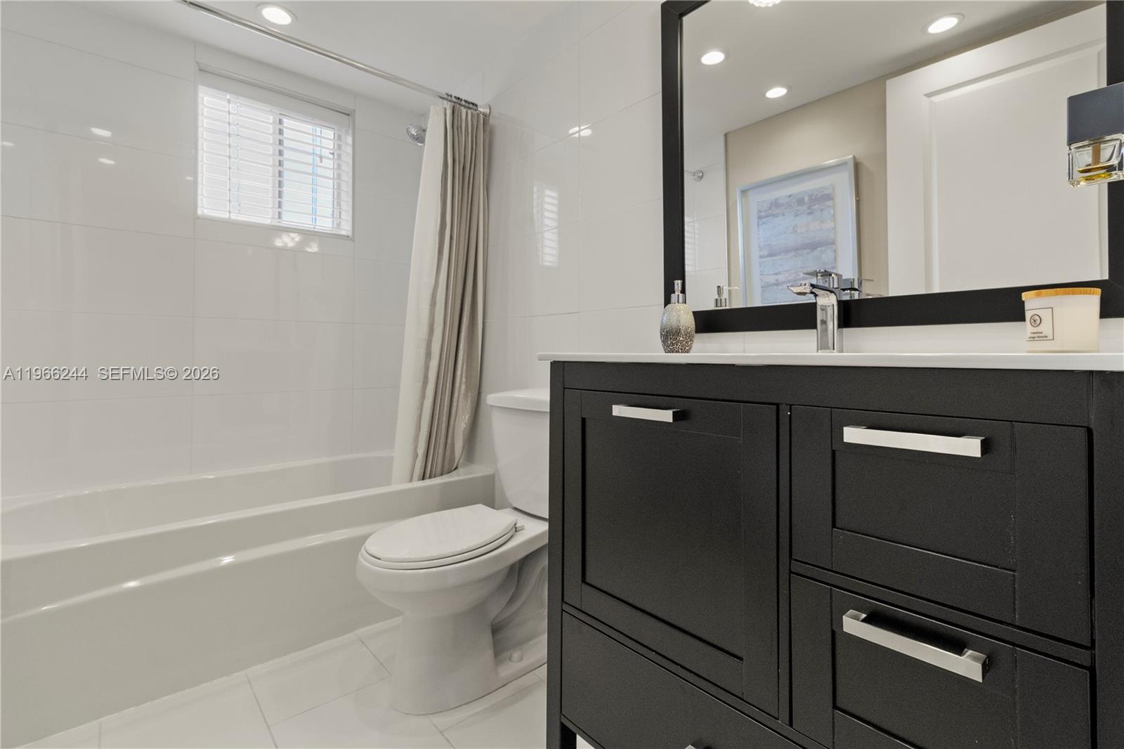 ASPEN CONDO - Residential