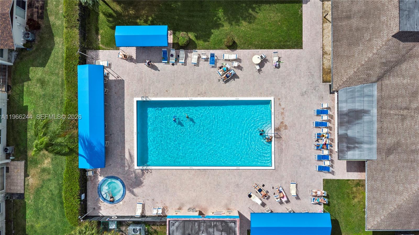 ASPEN CONDO - Residential