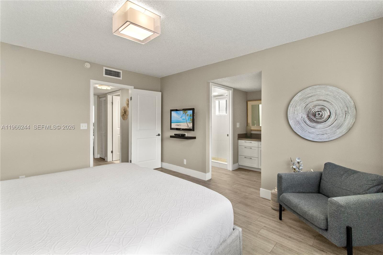 ASPEN CONDO - Residential