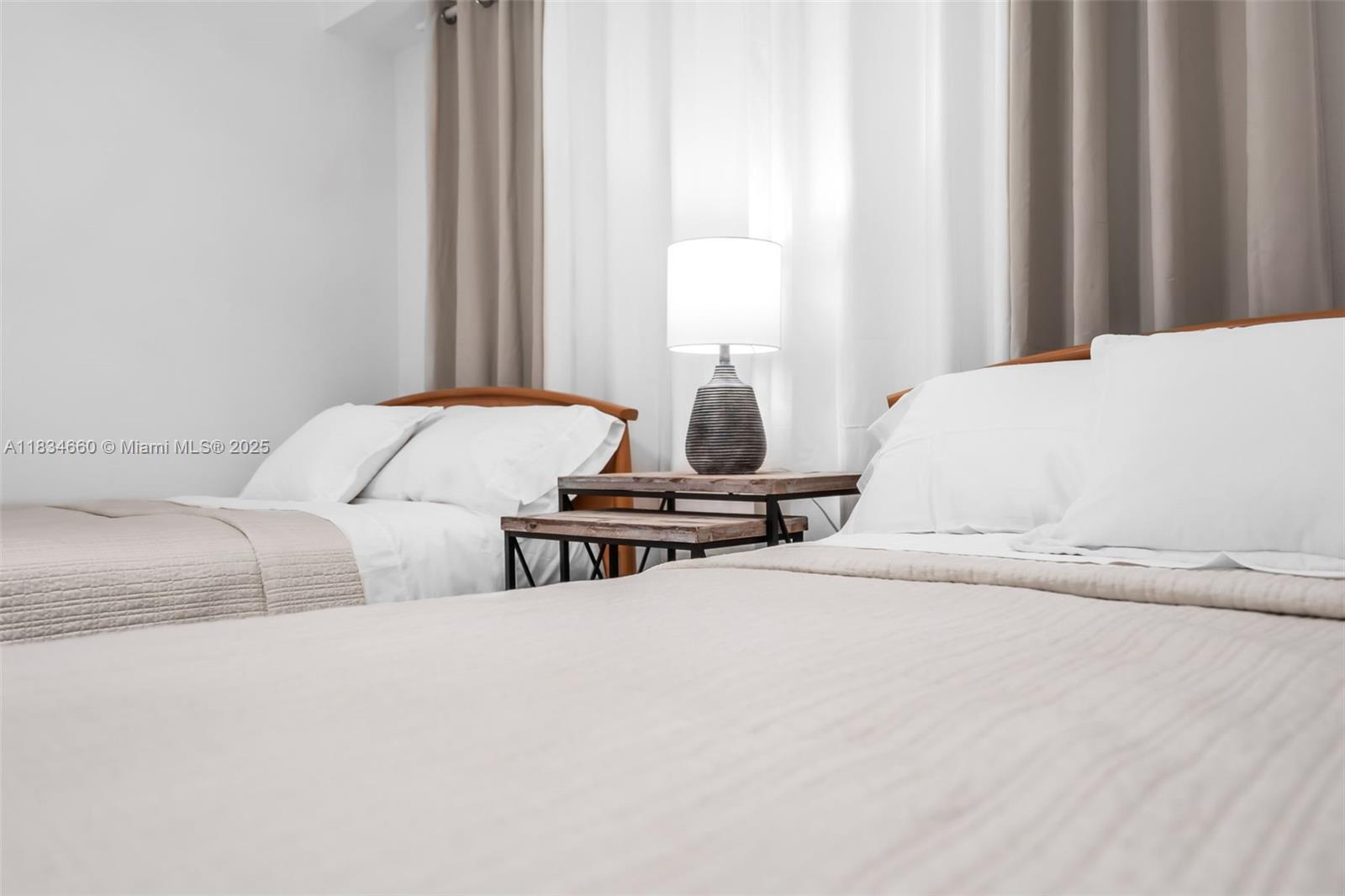 MARINA BAY CLUB CONDO HOT - Residential Lease