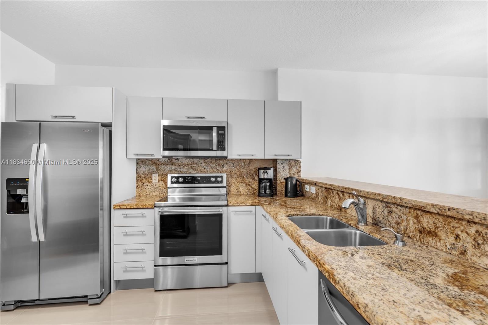 MARINA BAY CLUB CONDO HOT - Residential Lease