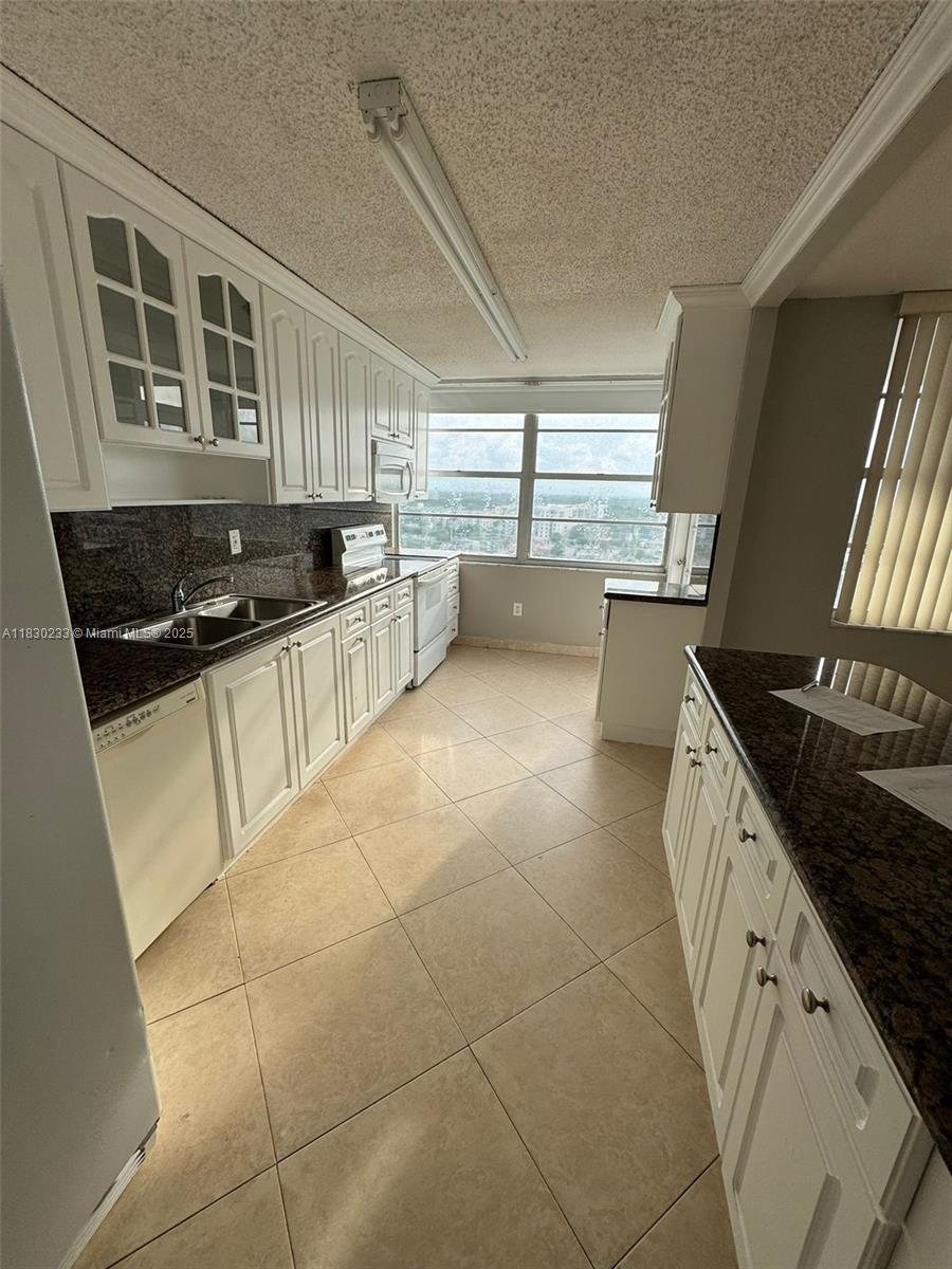 18011 Biscayne Blvd 1504