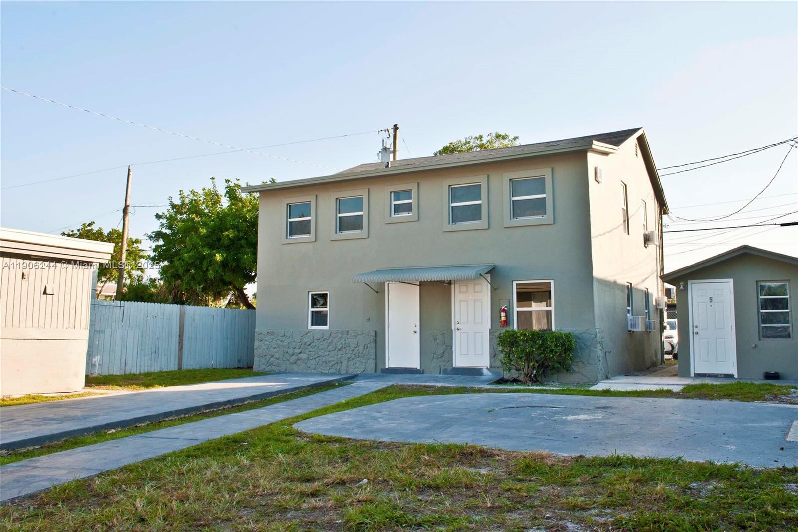 ST JAMES PARK - Residential Lease