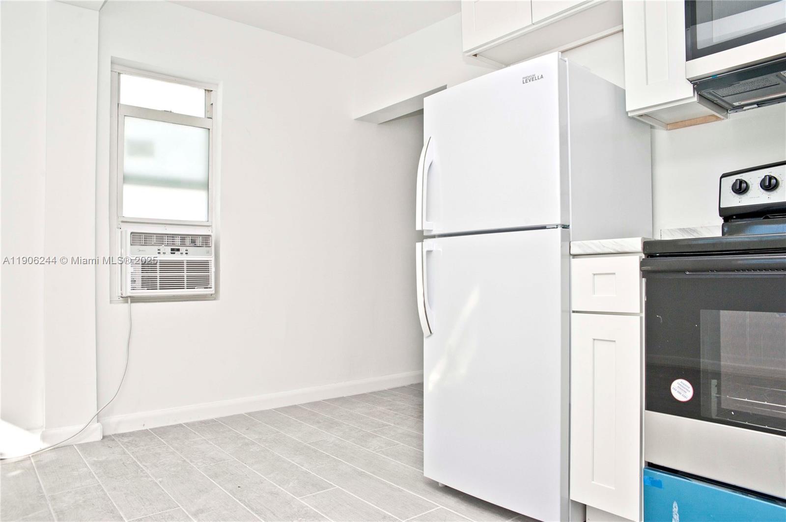 View photos, virtual tours, details... 1323 N Federal Hwy 2