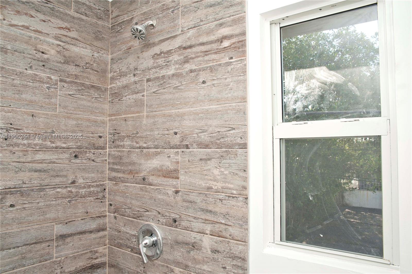 ST JAMES PARK - Residential Lease