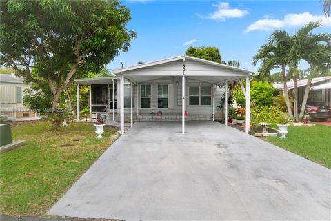 35303 SW 180th ave lot 302 Homestead FL 33034